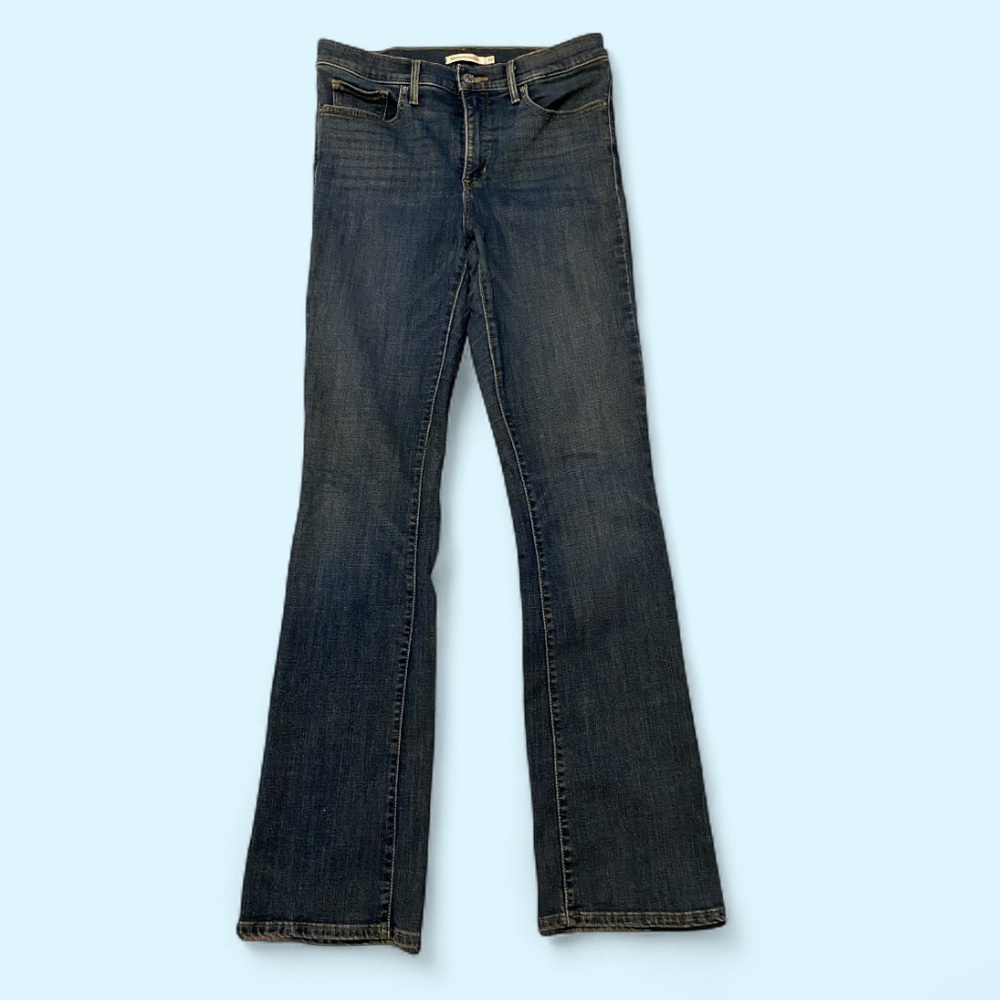 Levi's Blue Booty Lifting Shaping Bootcut Sz 30 Women's Jeans Excellent Conditio